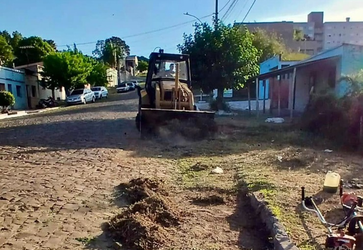 Prefeitura realiza melhorias nas vias da cidade